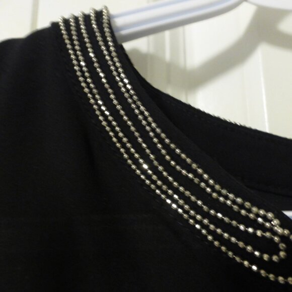 LE CHATEAU black flutter sleeve chiffon top with silver shimmery beads - Picture 8 of 11